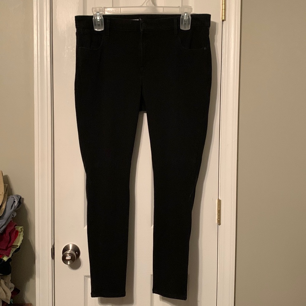 Old Navy Rockstar 24/7 Size 16 Black Jeans